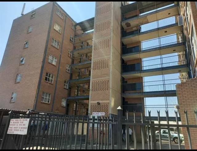 2 BEDROOM APARTMENT FOR SALE IN EAST LYNNE